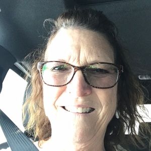 Meet your Posher, Valerie